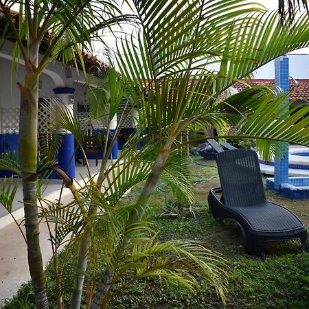 Hotel Plaza Almendros, Isla Mujeres Zewnętrze zdjęcie