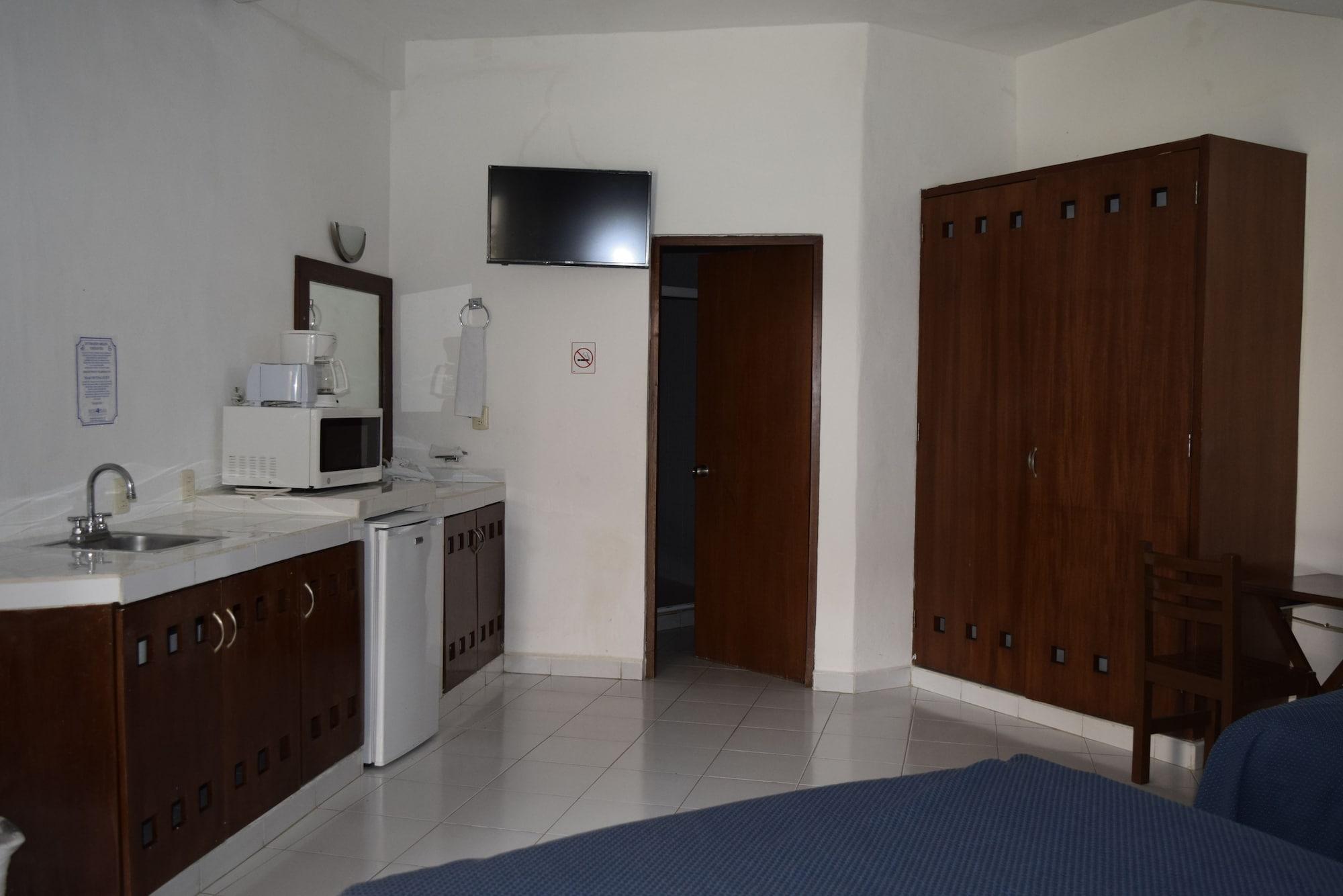 Hotel Plaza Almendros, Isla Mujeres Zewnętrze zdjęcie