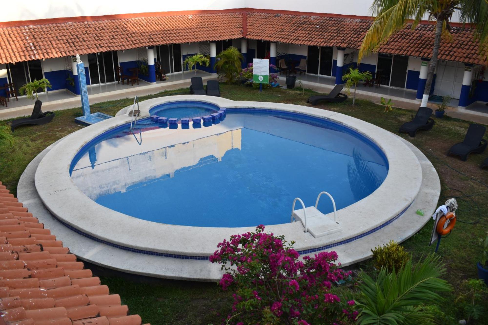 Hotel Plaza Almendros, Isla Mujeres Zewnętrze zdjęcie